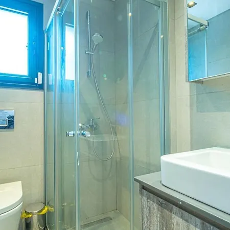 Brakte With Private Pool In Guemuesluek Вилла *